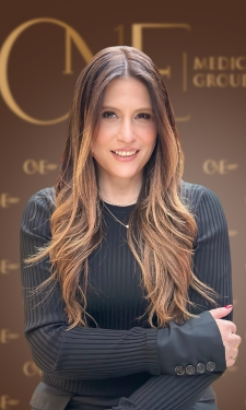 Dra. Nicole Daher Cóser Capovilla  - Cirurgia Plástica Corporal